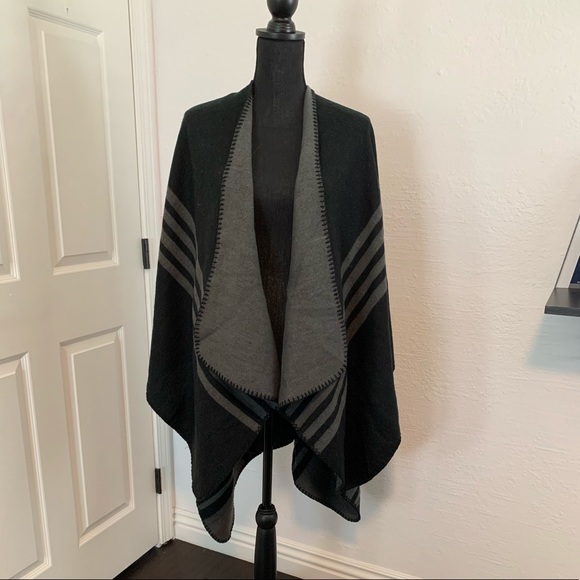 BB Dakota Jackets & Blazers - FINAL PRICE - BB Dakota Black/Grey Blanket Wrap